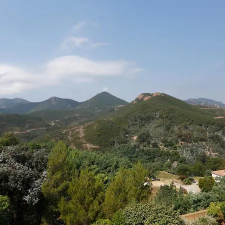 Vue Et Esterel Sur La Baie De Cannes * Théoule-sur-Mer